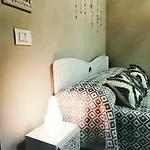 Cristalli Di Luce Oda ve Kahvaltı 3*
