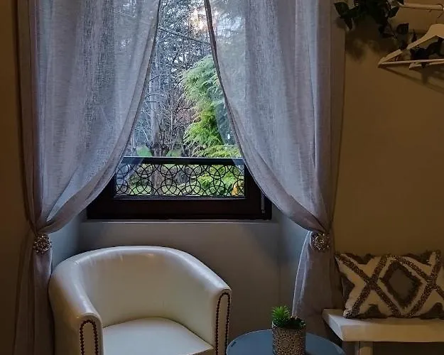 Cristalli Di Luce Frühstückspension Albavilla